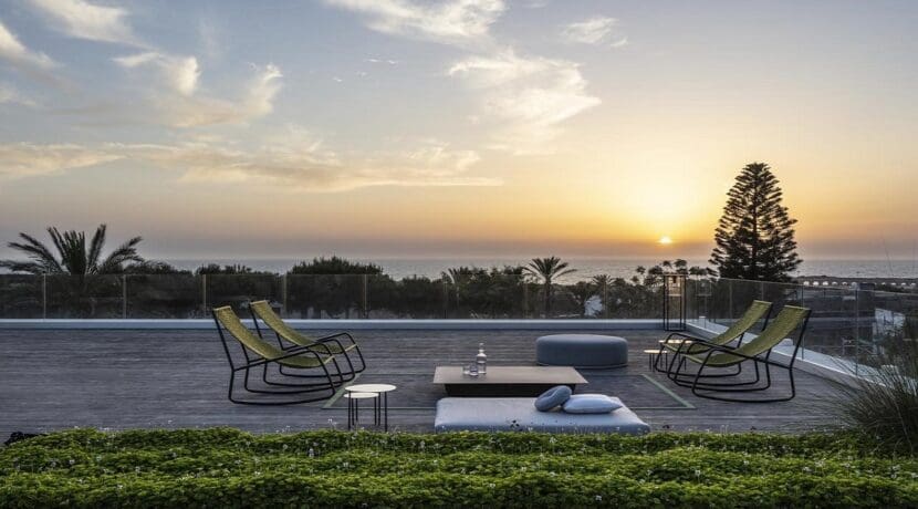Luxury unique waterfront villa in prestigious location in Caesarea (10)