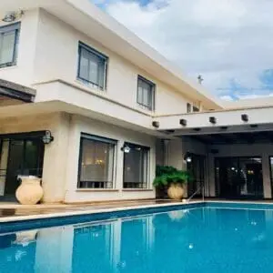 Villa For Rent in Golf Area